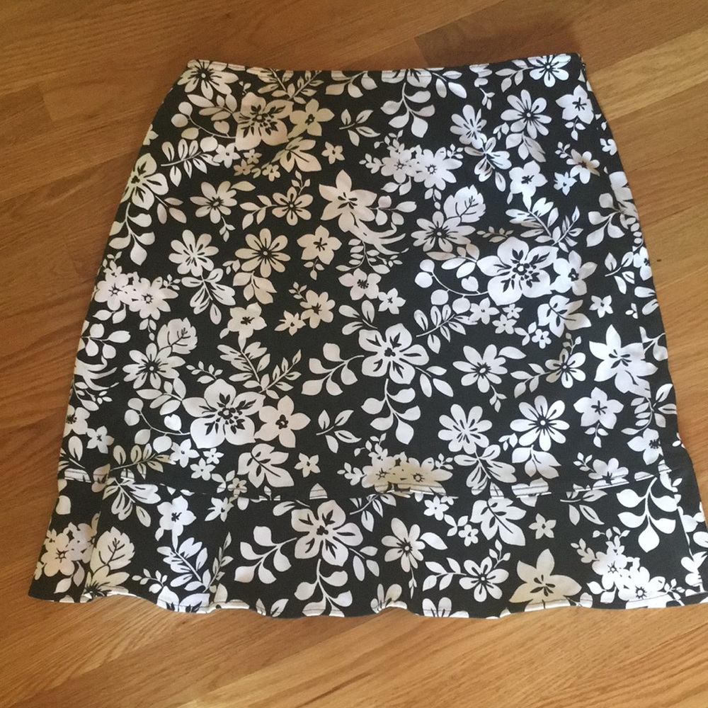 NWOT skirt